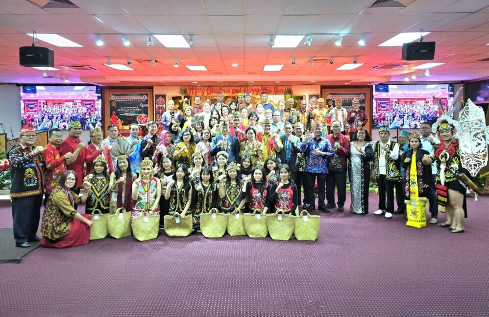 Natal Dayak Jakarta Sukses Penuh Sukacita, Dihadiri Presiden MADN dan Para Tokoh