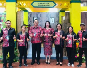 Pemkab dan Dekranasda Bengkayang Pamerkan Kerajinan Rotan di Inacraft 2025