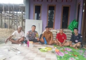 Bhabinkamtibmas Sambang Warga Desa Binaan Wujudkan Kemitraan