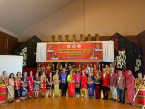 Ir Nyelong Inga Simon Lantik Trivina, SST, M.Kes  Ketua DPD LPDN Kalbar