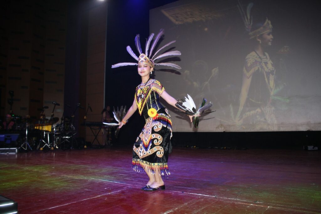 Flavia Putri Daranante Tomiko